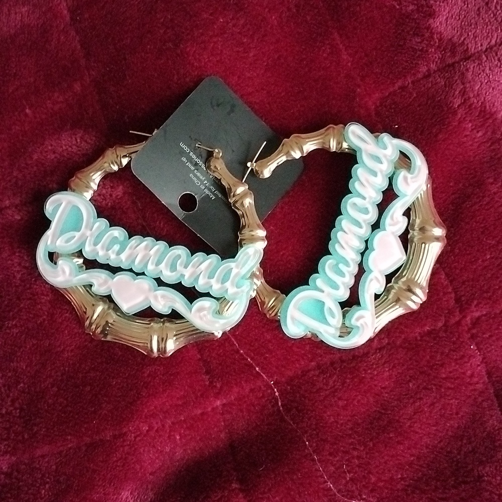Women earrings
